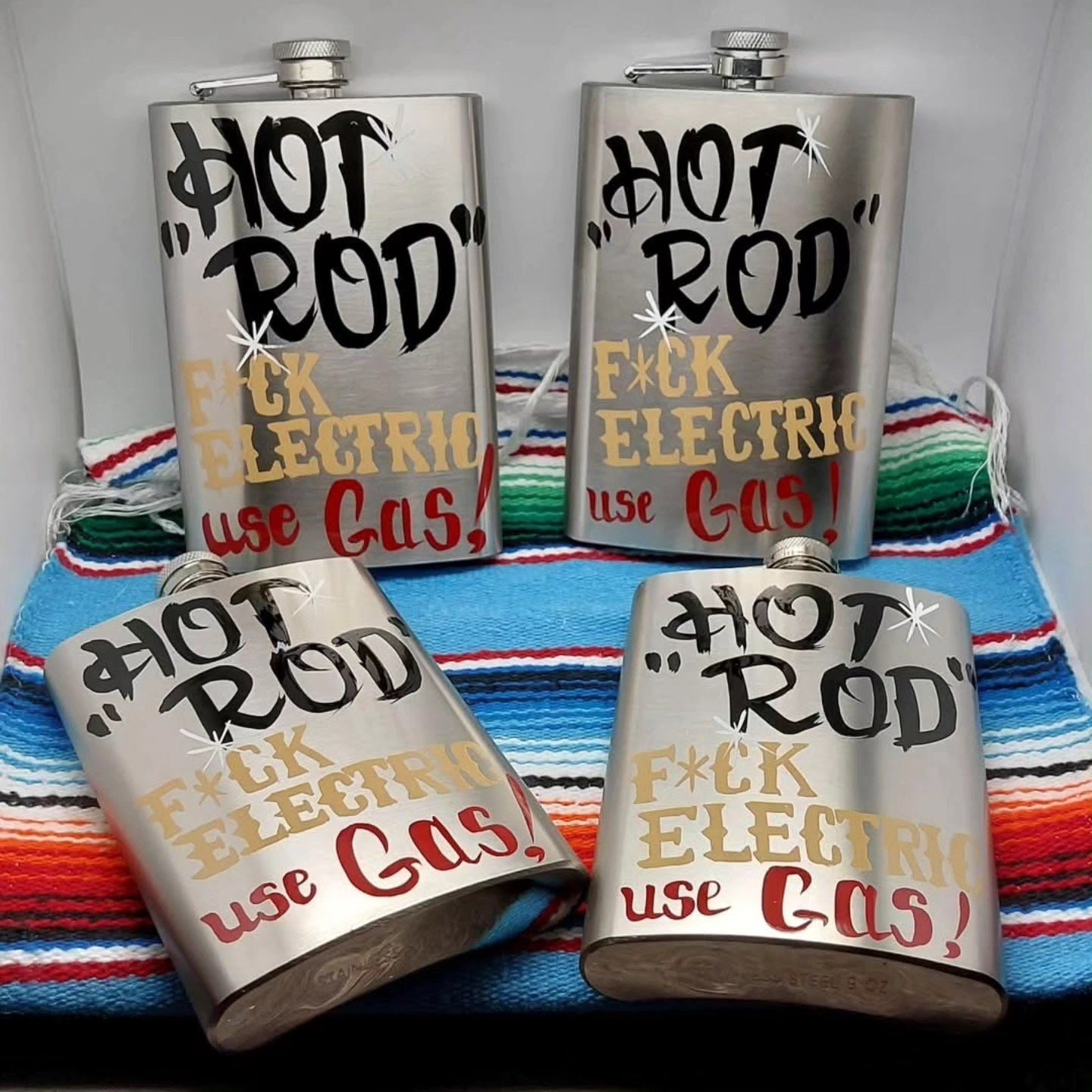 Stilgiganten Kustom Flachmann "HOT ROD F*CK ELECTRIC USE GAS"