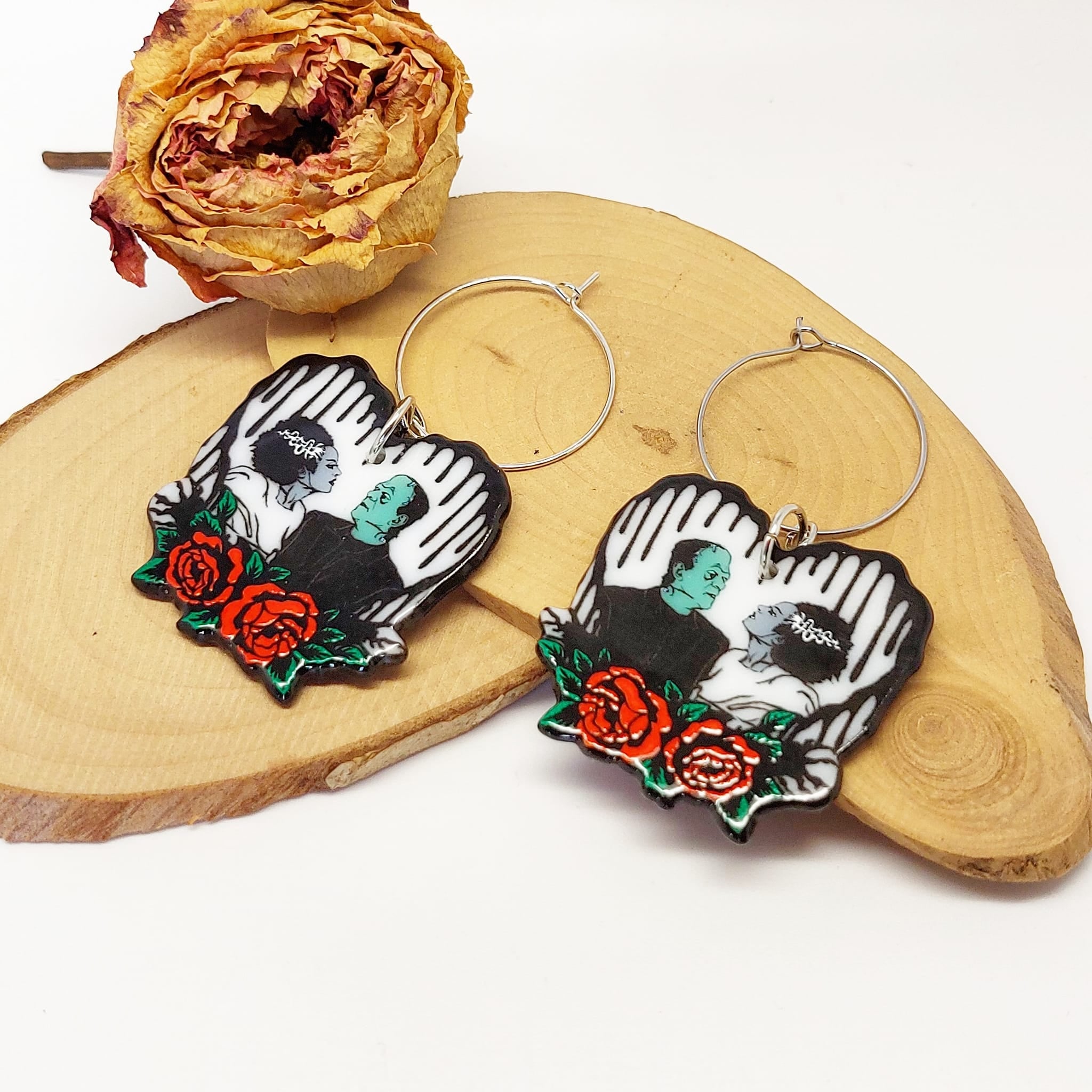 Ohrhänger "Dark Creepy Eternal Love"