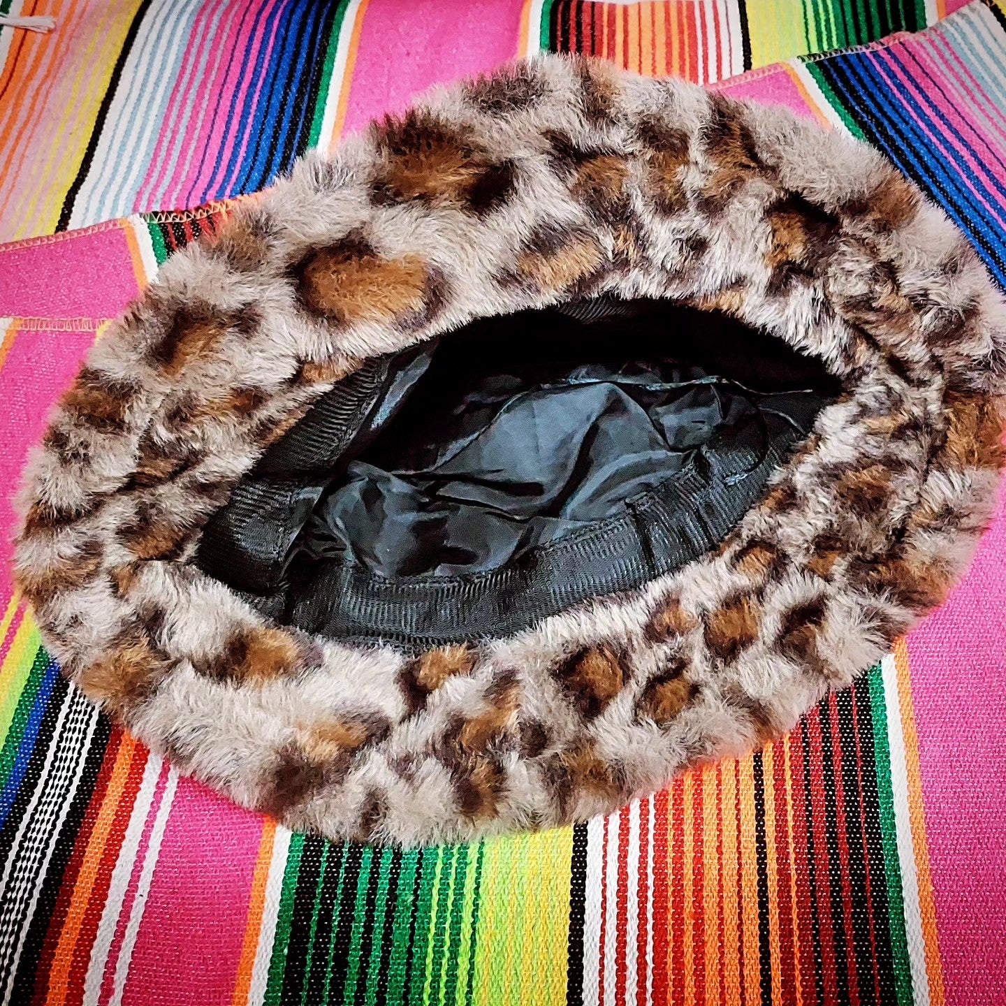 Wintermütze "Old Skool - Wild Fluffy"