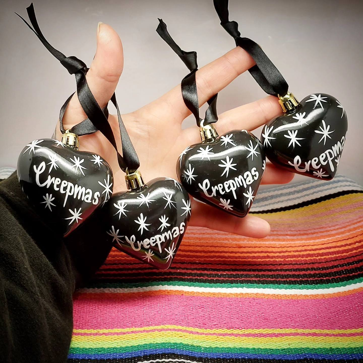 Stilgiganten Kustom Deko Anhänger / Weihnachtsbaumkugel "Creepmas" (groß)