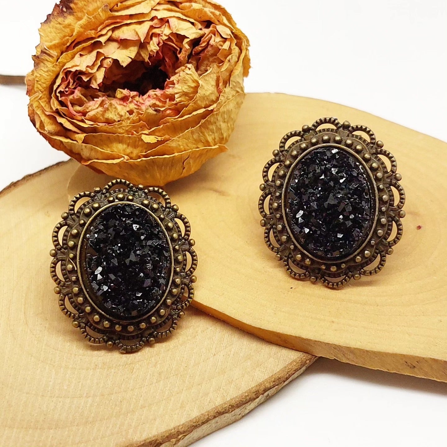 Stilgiganten Kustom Ohrstecker "Dark Beauty"