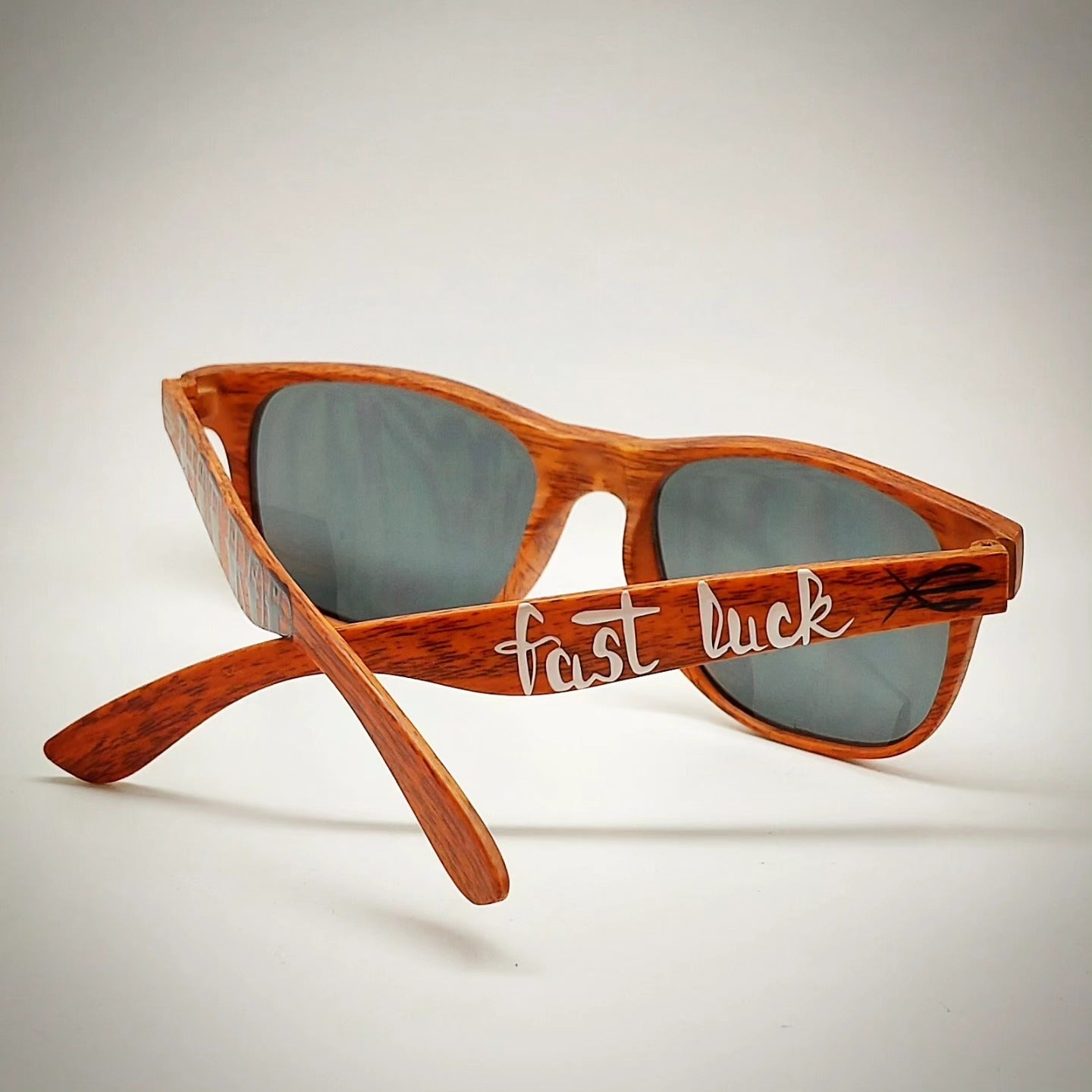 Stilgiganten Kustom Sonnenbrille "HOT ROD fast luck"