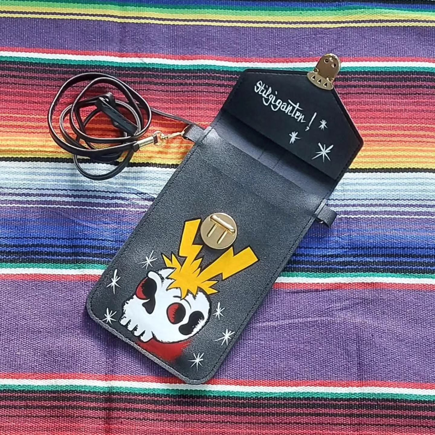 Stilgiganten Kustom Handytasche "Damaged"