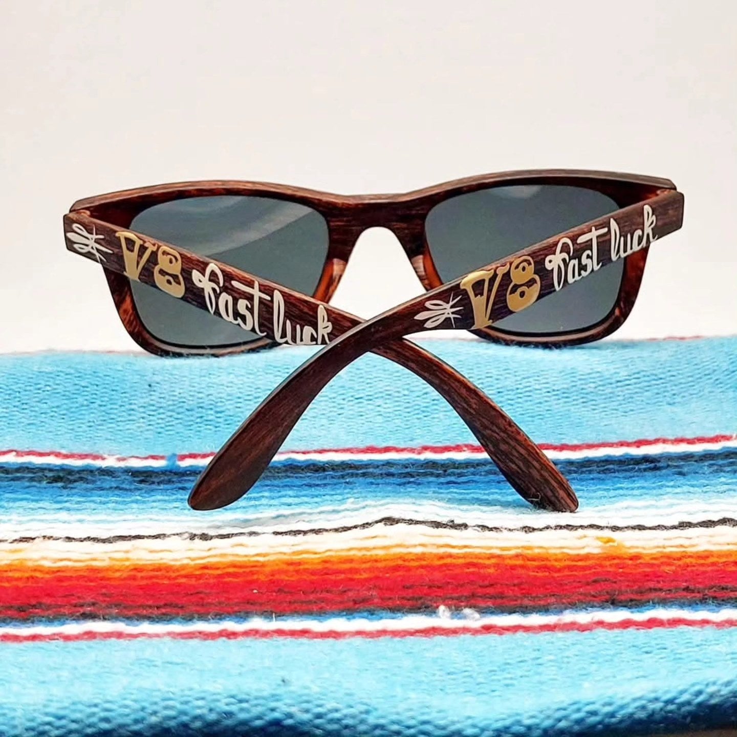 Stilgiganten Kustom Sonnenbrille "V8 fast luck"