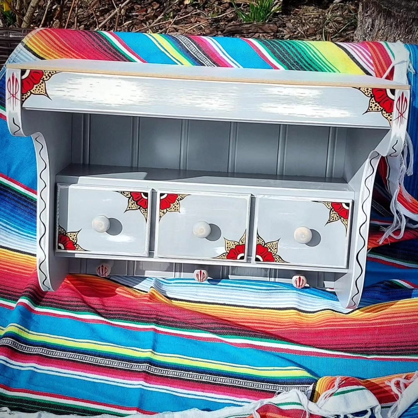 Stilgiganten Kustom Wandregal "Oldschool Vibes"