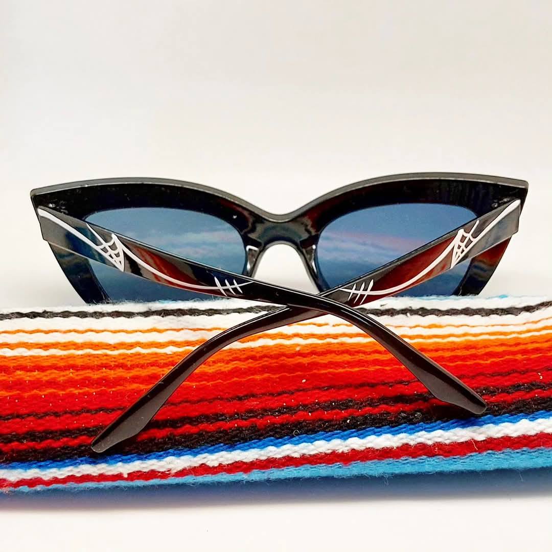 Stilgiganten Kustom Sonnenbrille "Dark Crazy Girl"