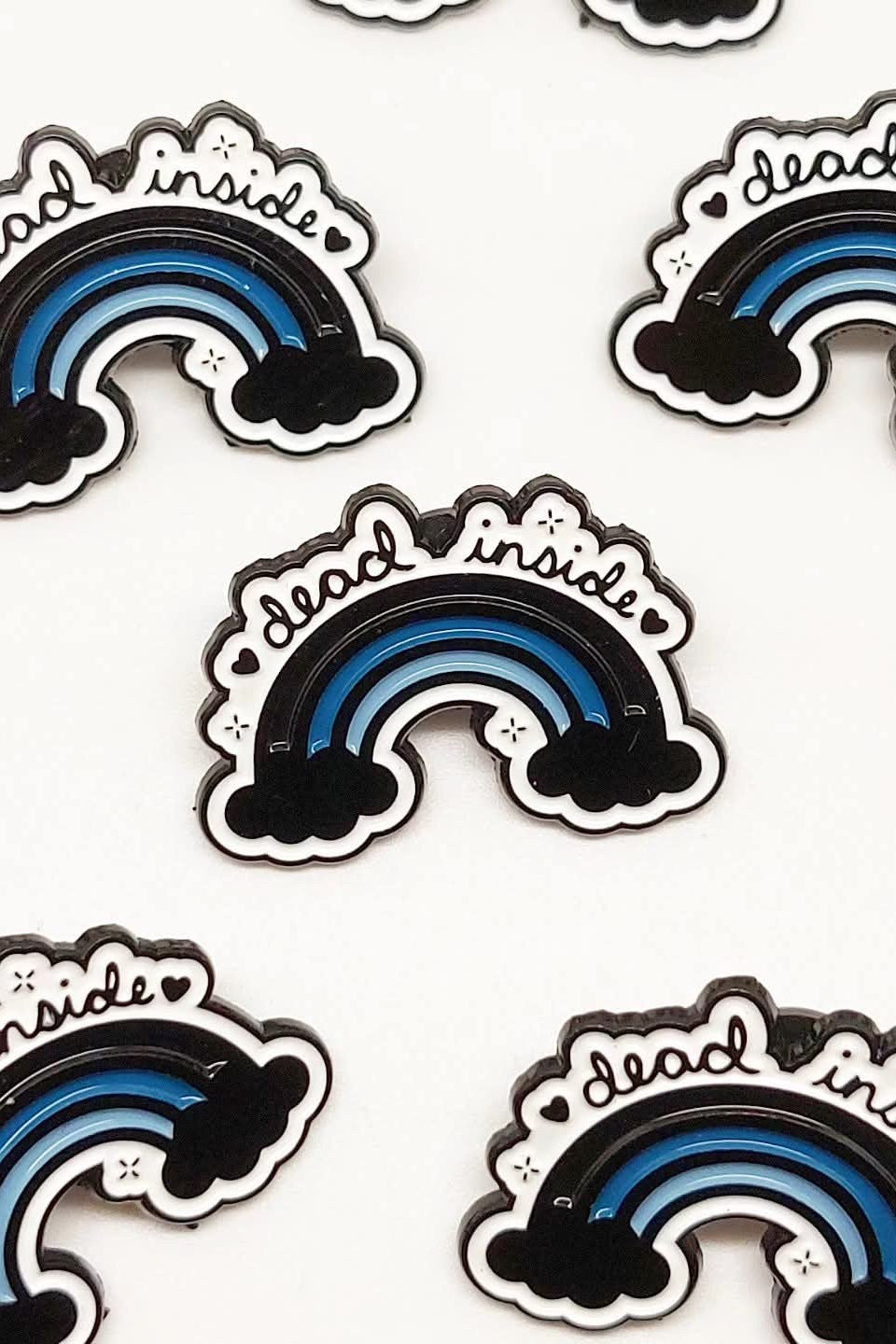 Anstecker/Pin "dead inside"