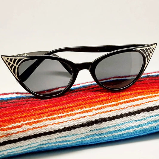 Stilgiganten Kustom Sonnenbrille "Cool Morticia Vibes"