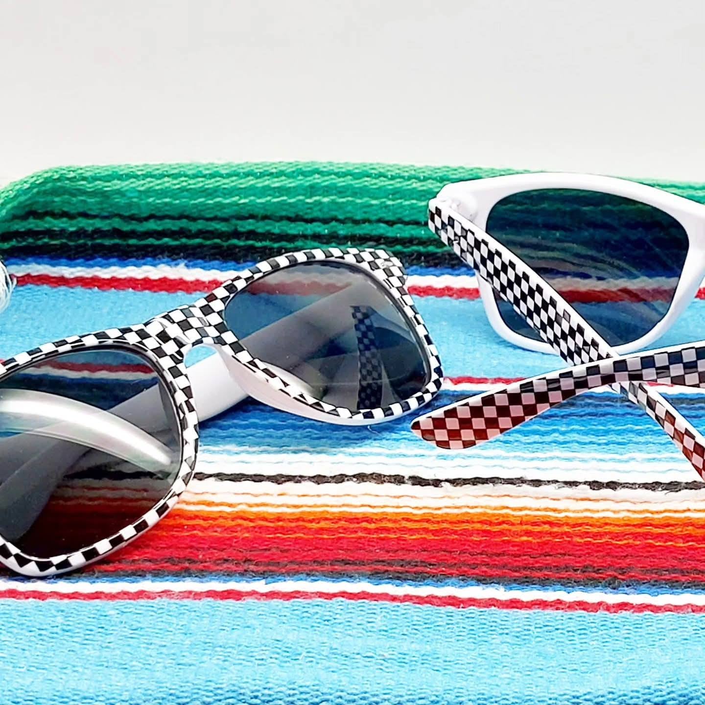 Sonnenbrille "Checkerboard Style"