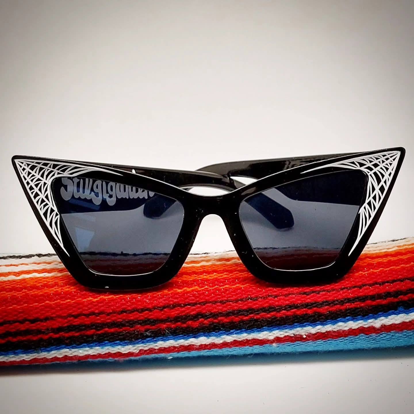 Stilgiganten Kustom Sonnenbrille " BOOtiful"