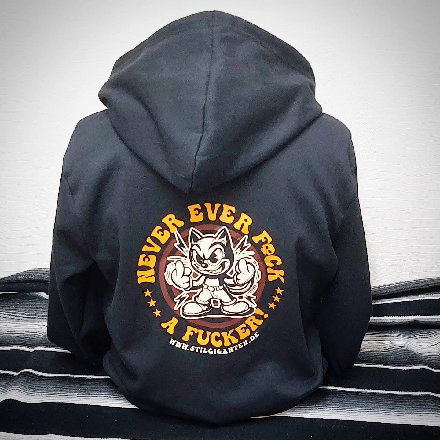 Stilgiganten Zipper "NEVER EVER F*CK A F*CKER"
