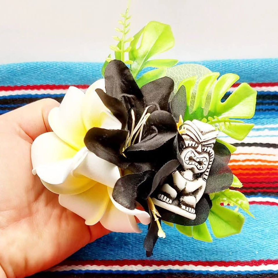 Große Stilgiganten Haarblumenspange "TIKI - Dark Vibes No.2"
