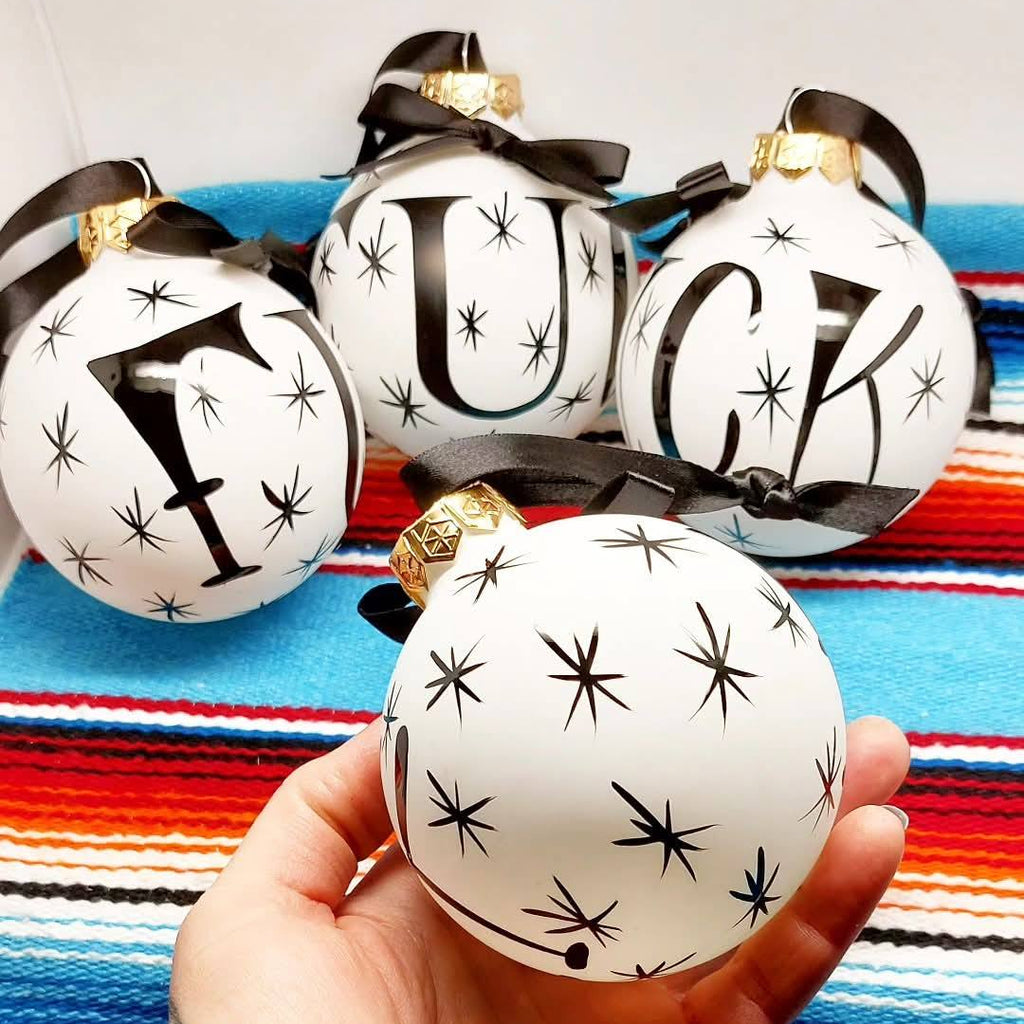 Stilgiganten WEIHNACHTEN 2026 Kustom Deko "Große Kugel F*CK"