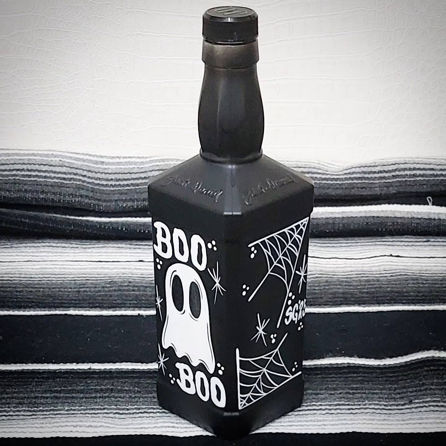 Stilgiganten Kustom Deko "Whiskyflasche - Spooky Season"