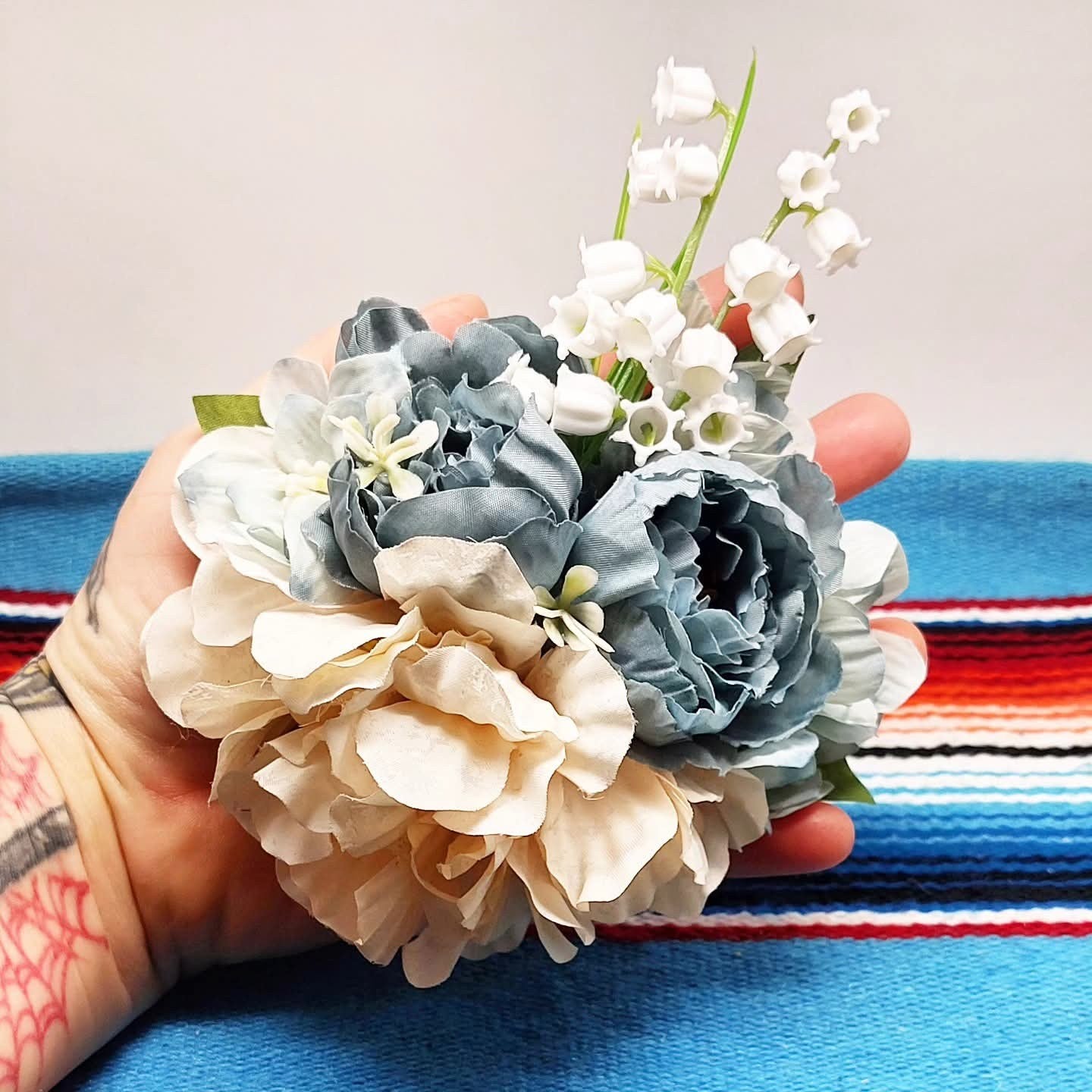 Große Stilgiganten Haarblumenspange "Swinging Darling"