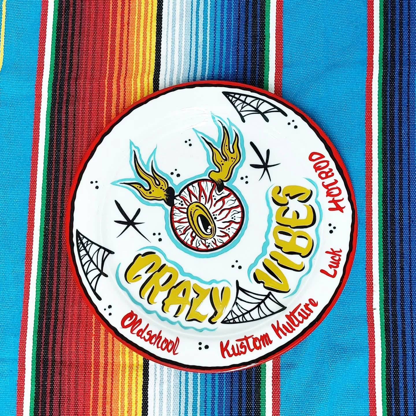 Stilgiganten Kustom Deko Teller "CRAZY VIBES"