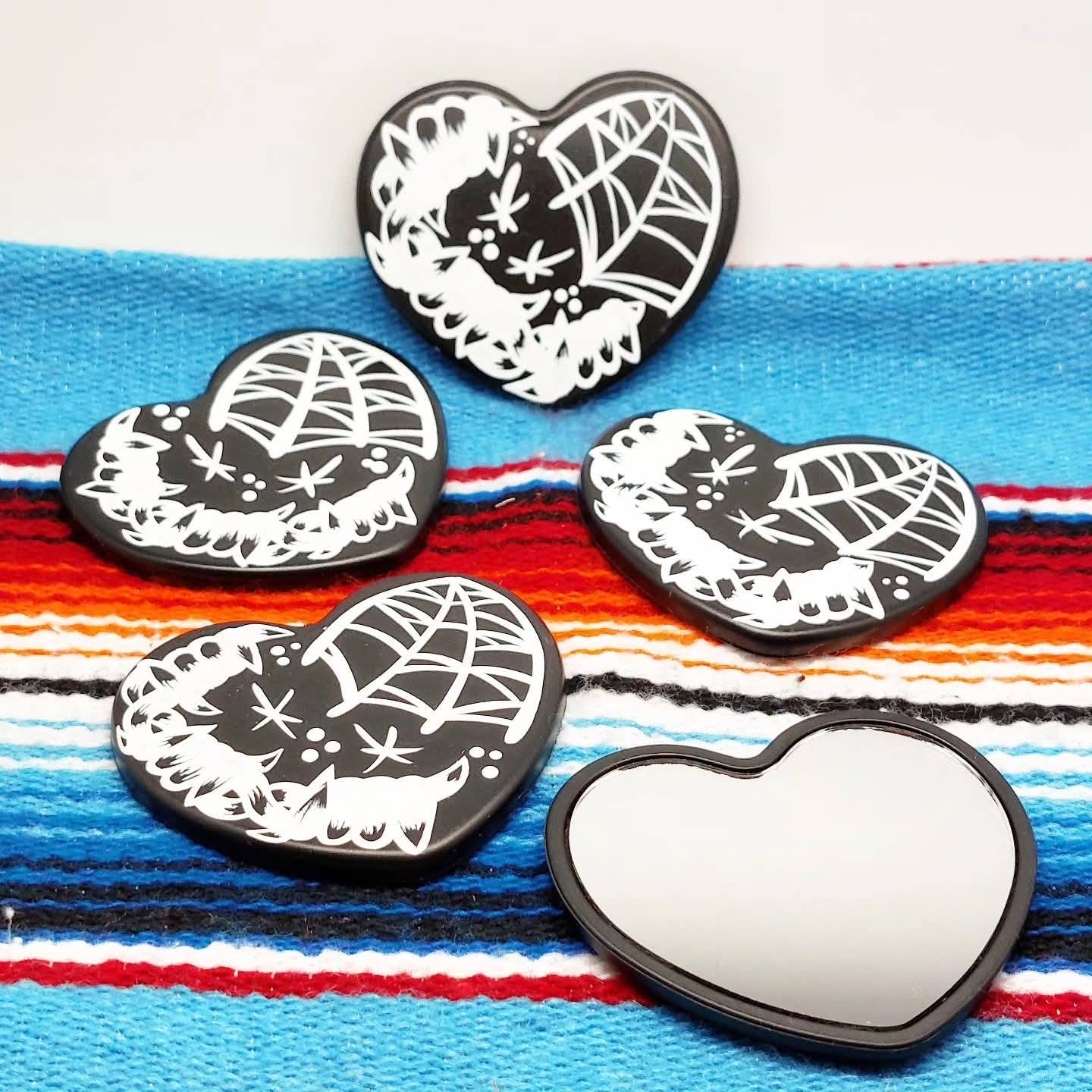 Stilgiganten Kustom Taschenspiegel "DARK LOVE"