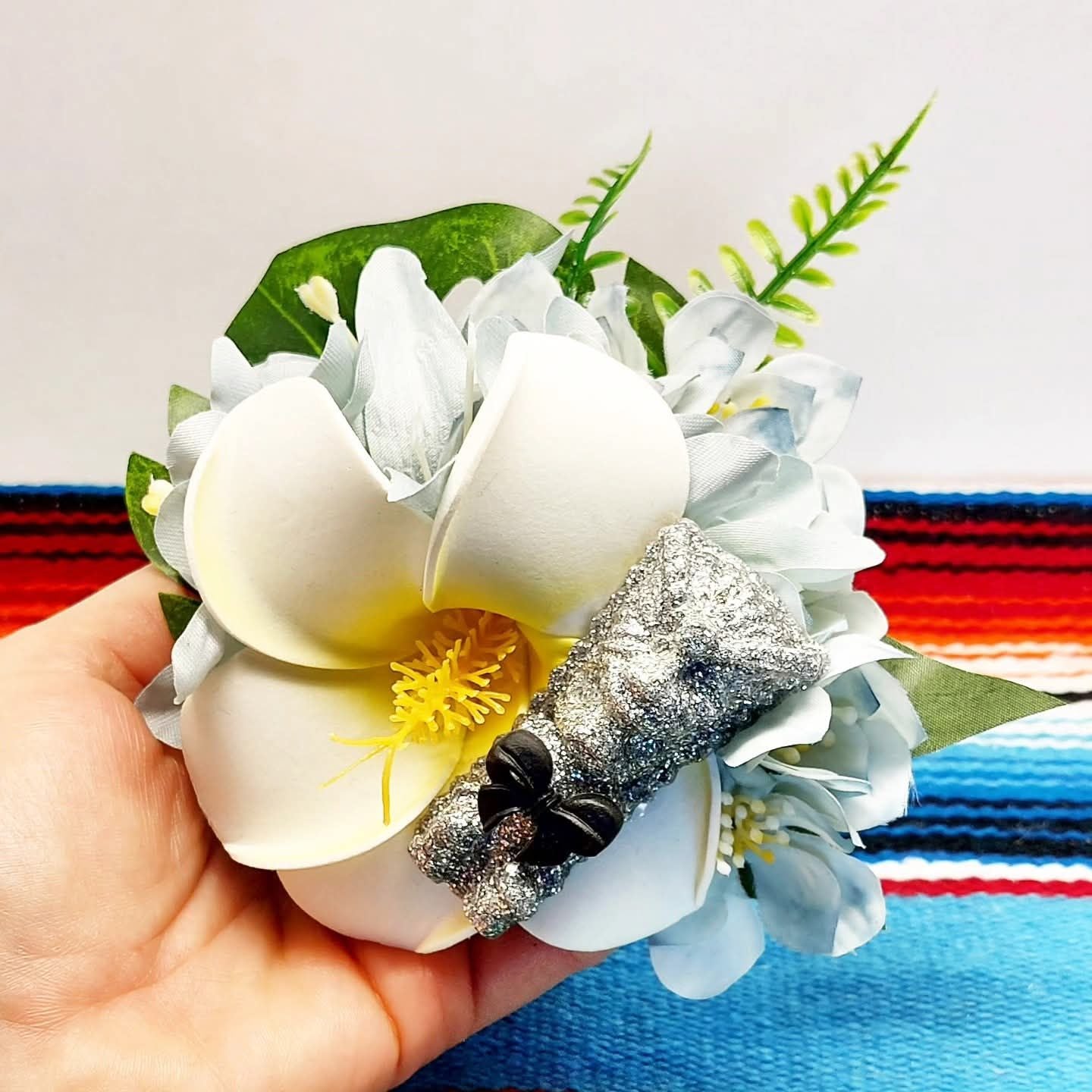 Große Stilgiganten Haarblumenspange "Sparkle TIKI - Sweet Bliss"