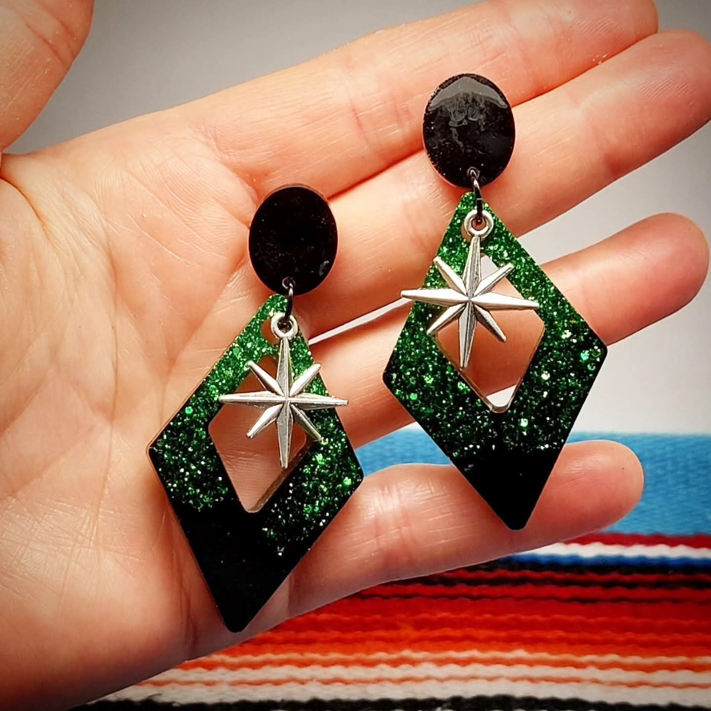 Stilgiganten Kustom Ohrstecker "Creepy Vintage Love"
