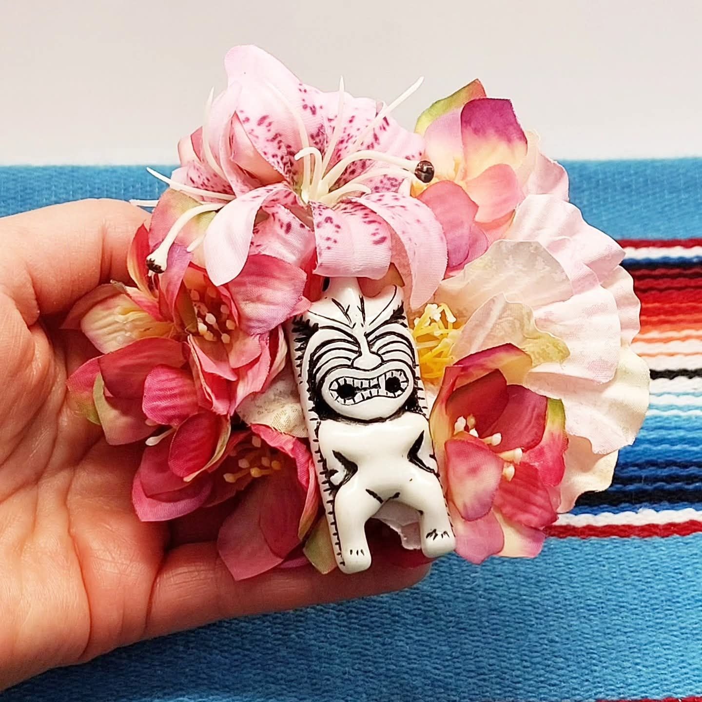 Große Stilgiganten Haarblumenspange "TIKI II - Sweet Summer Love"