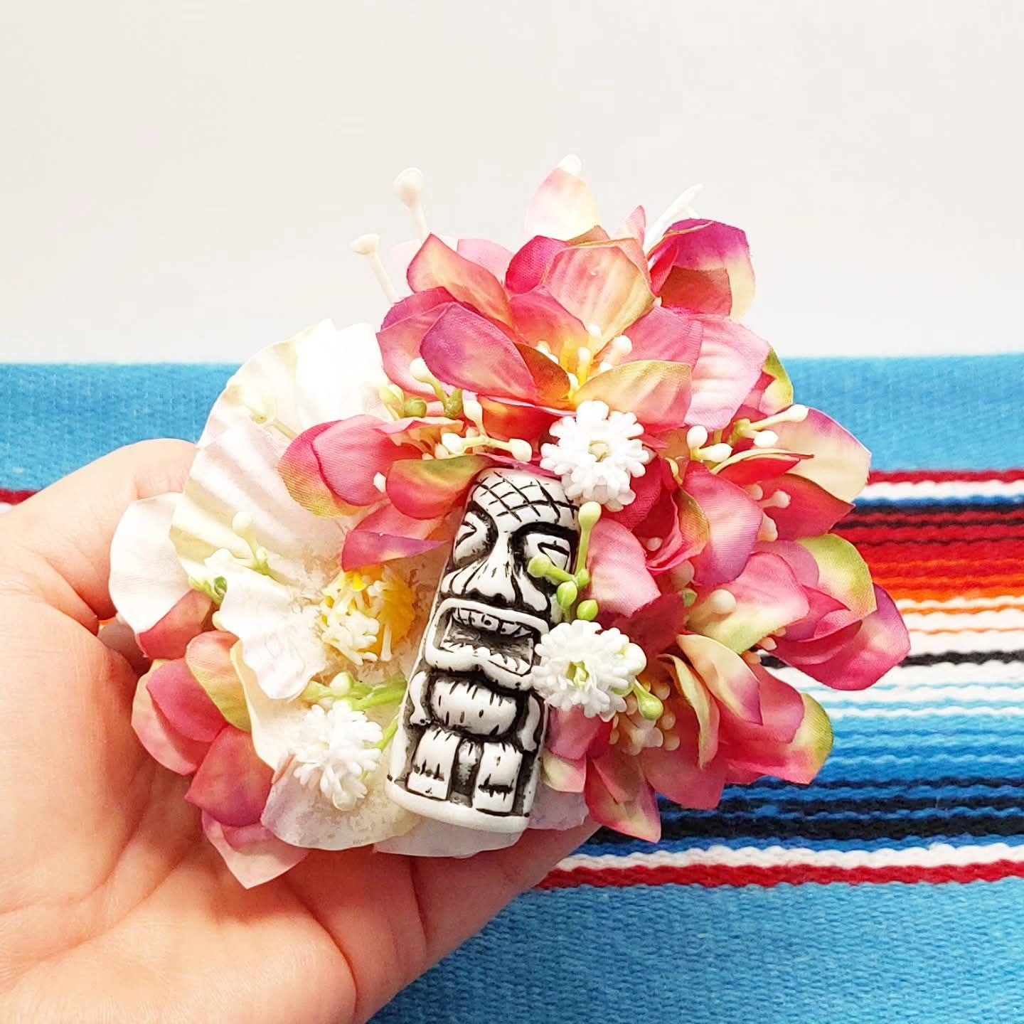 Große Stilgiganten Haarblumenspange "TIKI - Sweet Summer Love"
