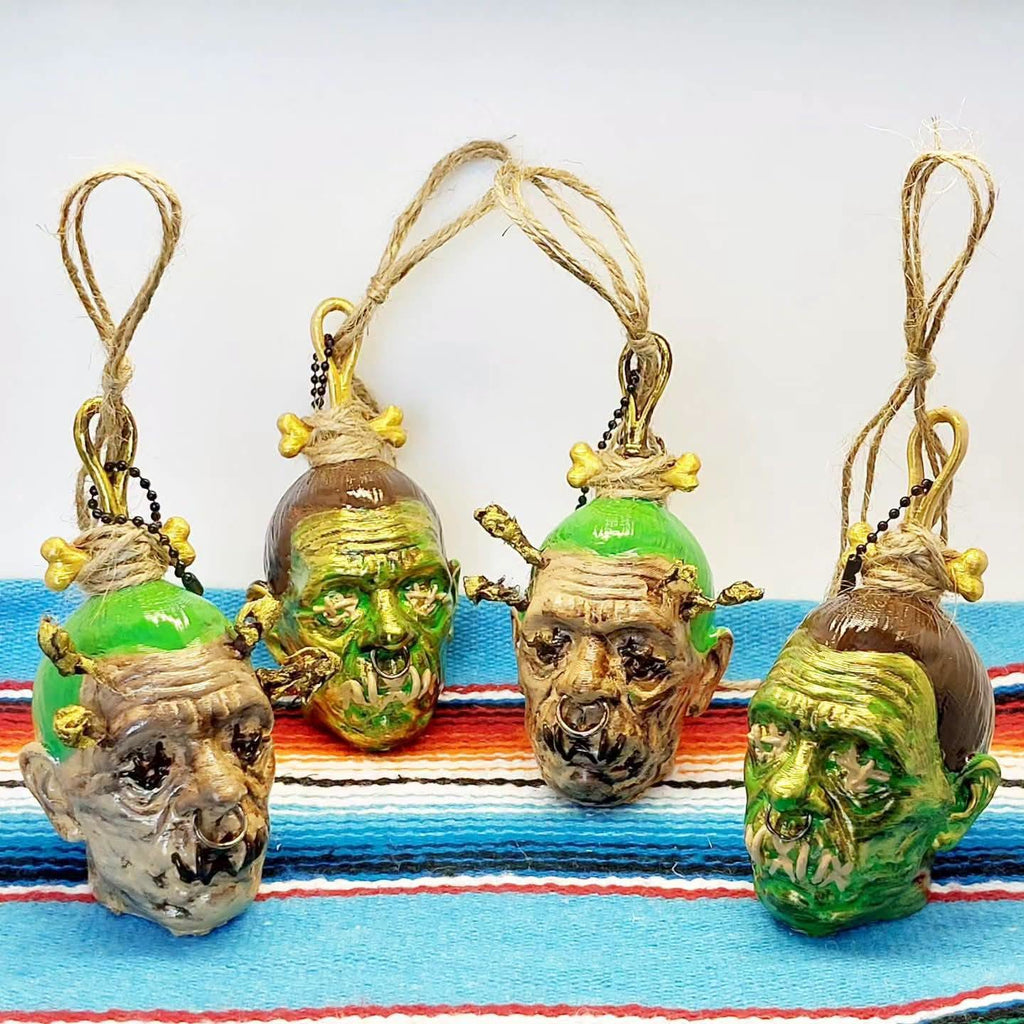 Stilgiganten Kustom Deko Anhänger " Schrumpfkopf - Voodoo & Monster"