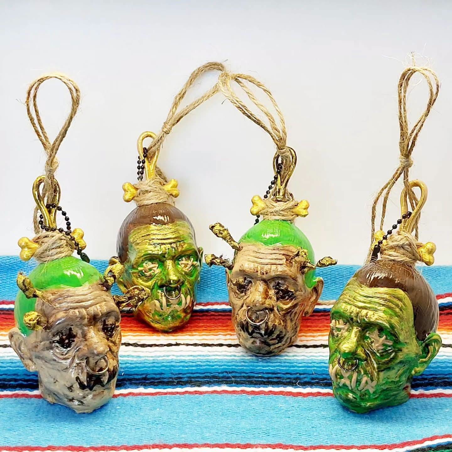 Stilgiganten Kustom Deko Anhänger " Schrumpfkopf - Voodoo & Monster"