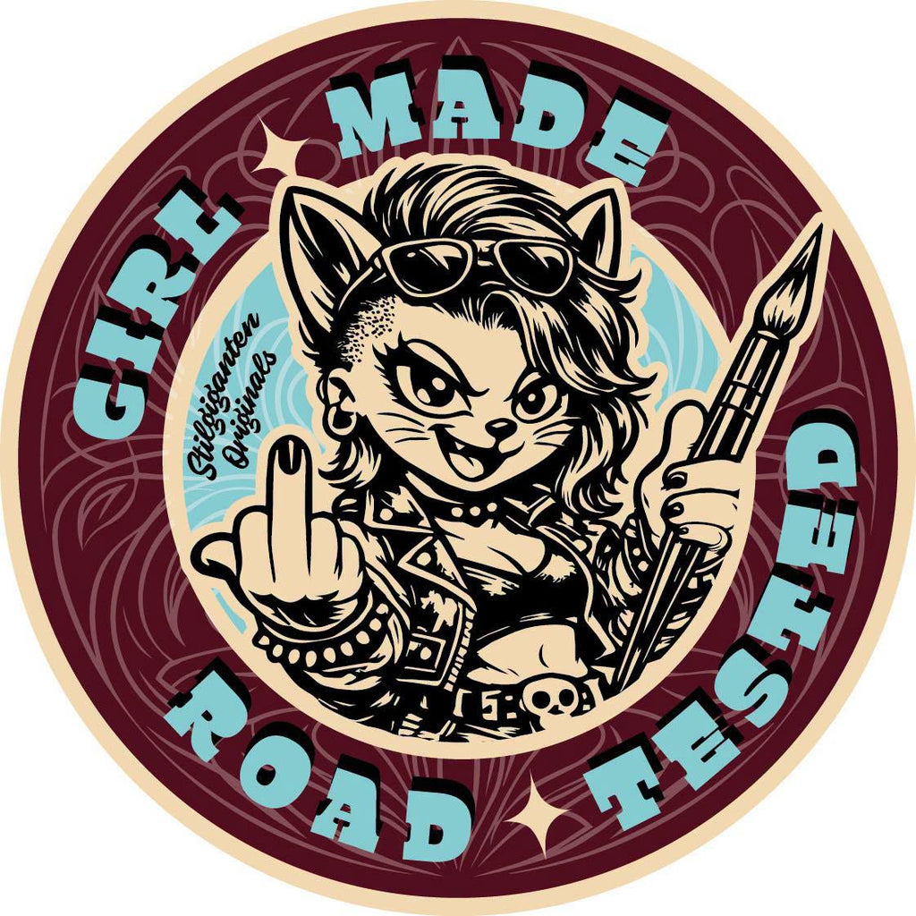 Stilgiganten Aufkleber "Girl Made - Road Tested"