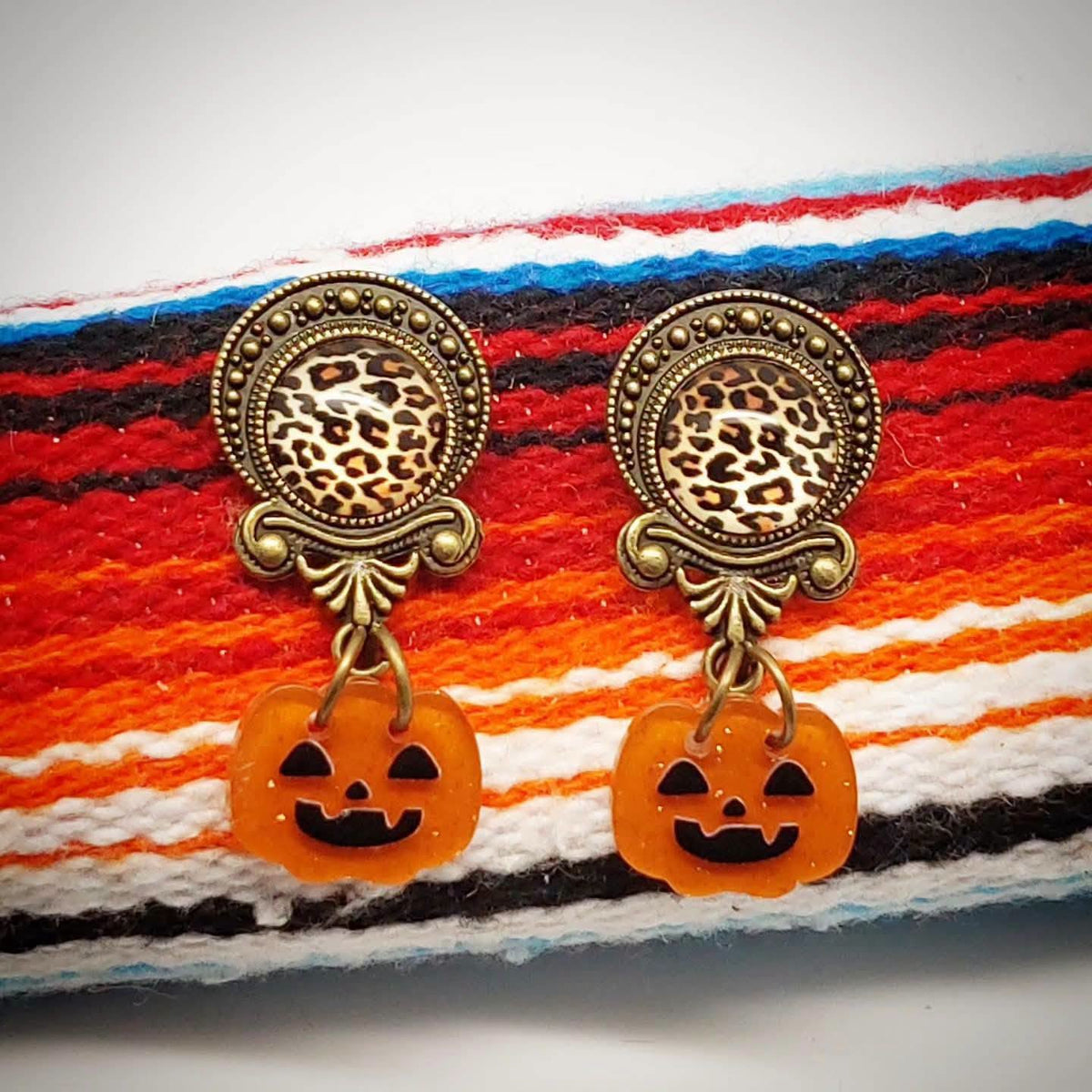 Stilgiganten Kustom Ohrstecker "Wild Halloween Girl"