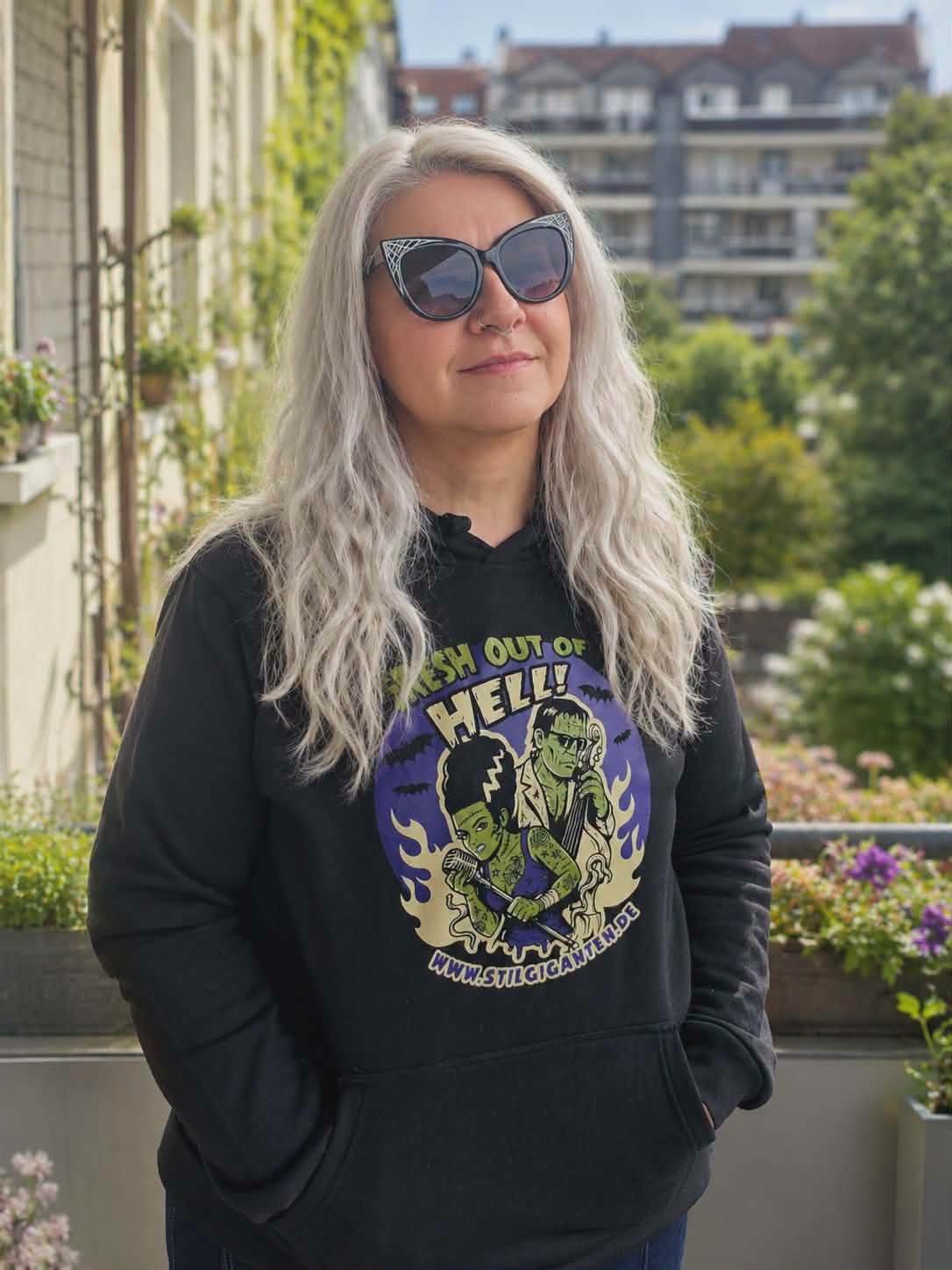 Stilgiganten Hoodie "FRESH OUT OF HELL"