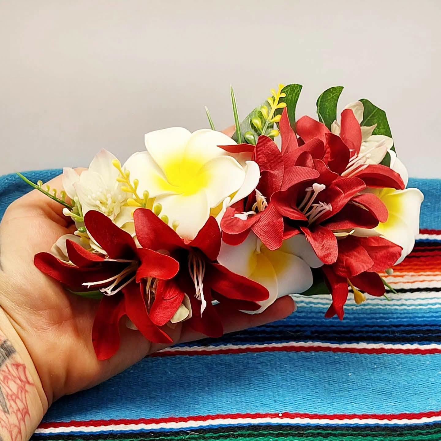 Stilgiganten Gibsonroll Haarblumenspange "Swinging Darling"