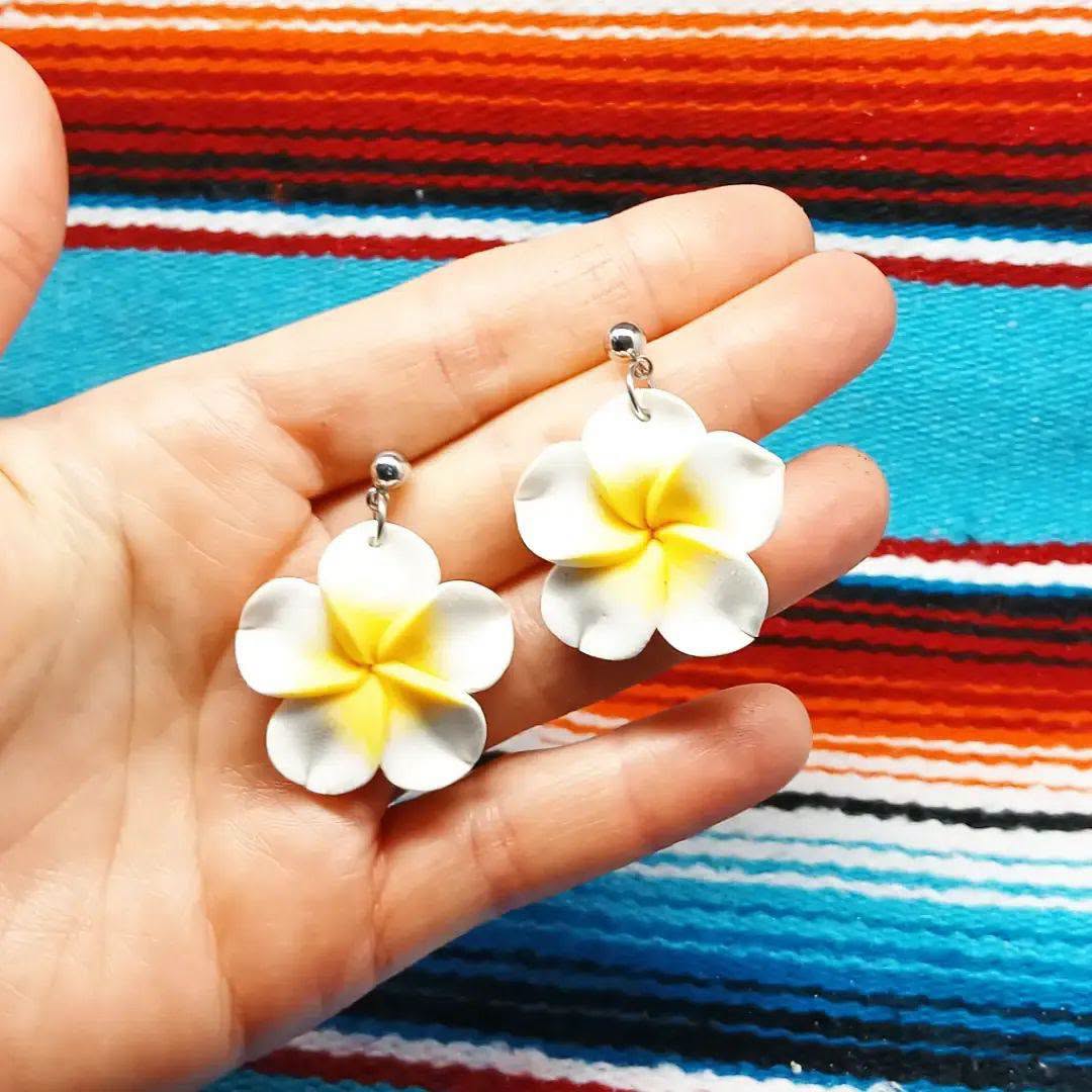 Stilgiganten Kustom Ohrstecker "Frangipani"